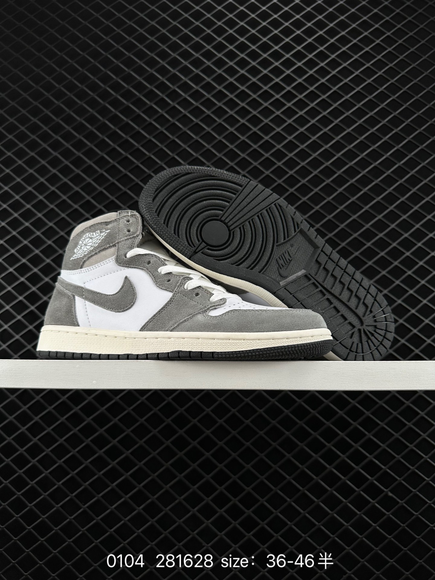 Nike Air Jordan 1 Retro High OG”Black/White“